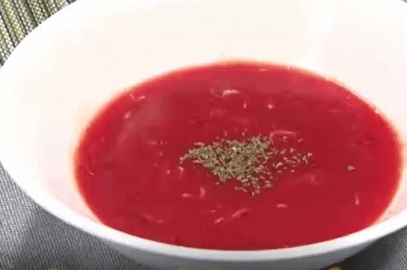 トマトジュースのしらスープ